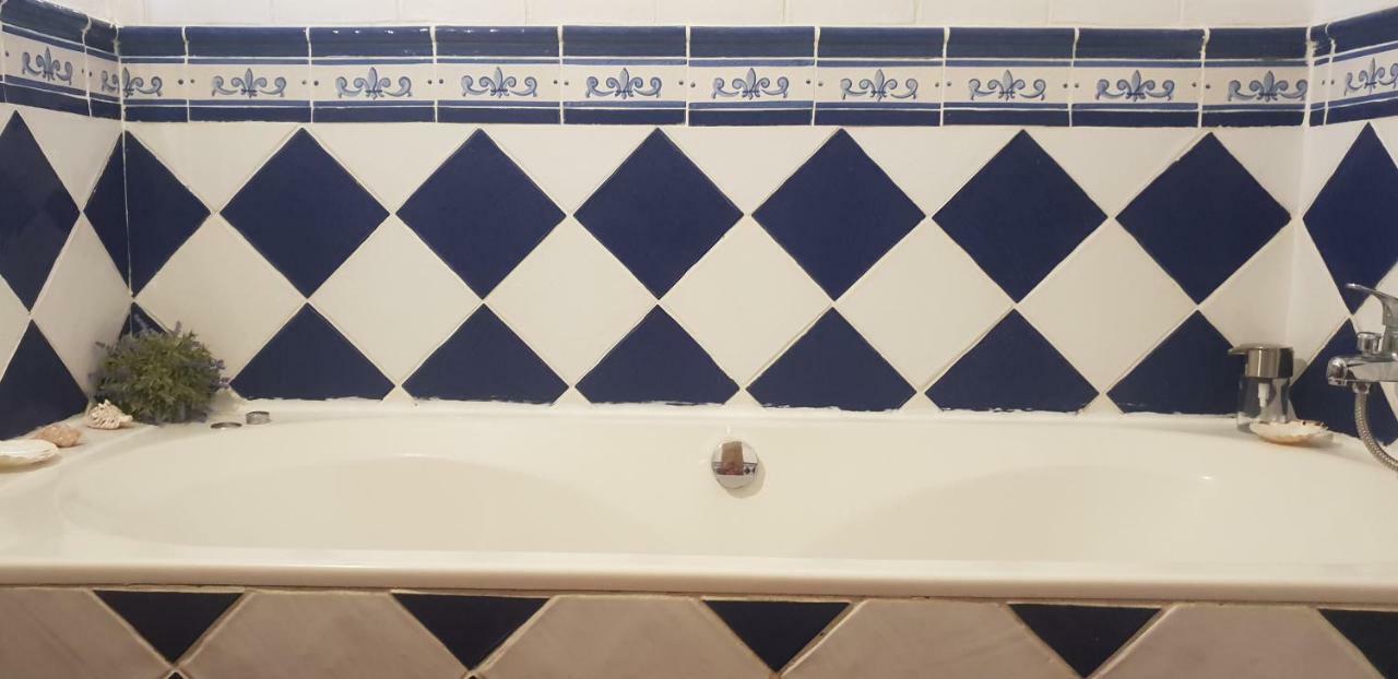 Pillico El Pescador Apartment Estepona Bagian luar foto
